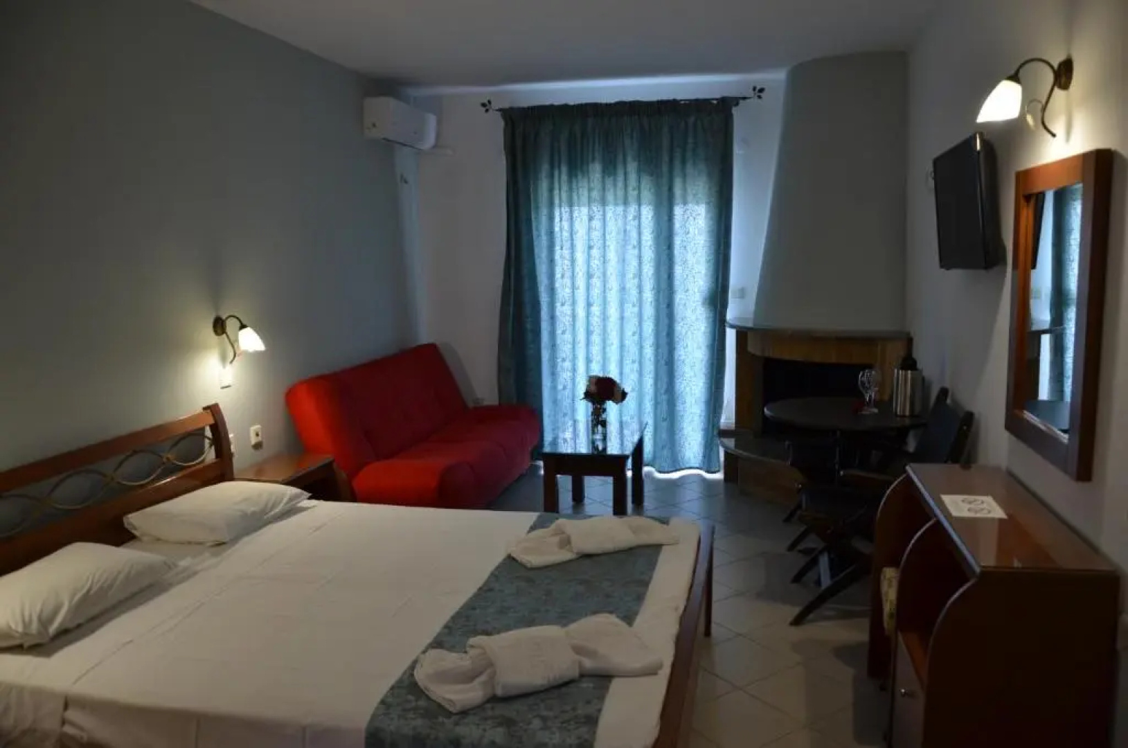 Kiwi Hotel