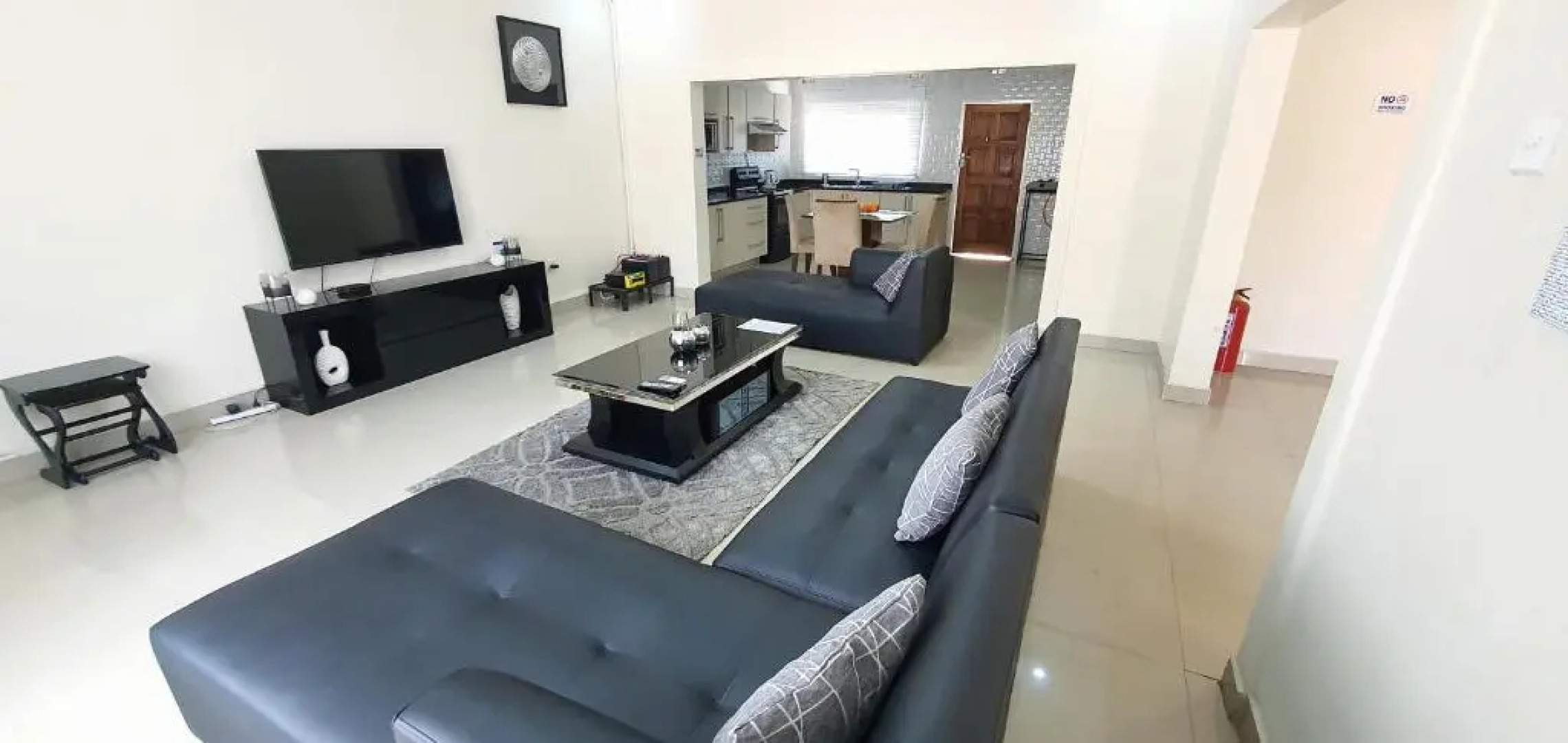 Artem Apartments - Flat 1