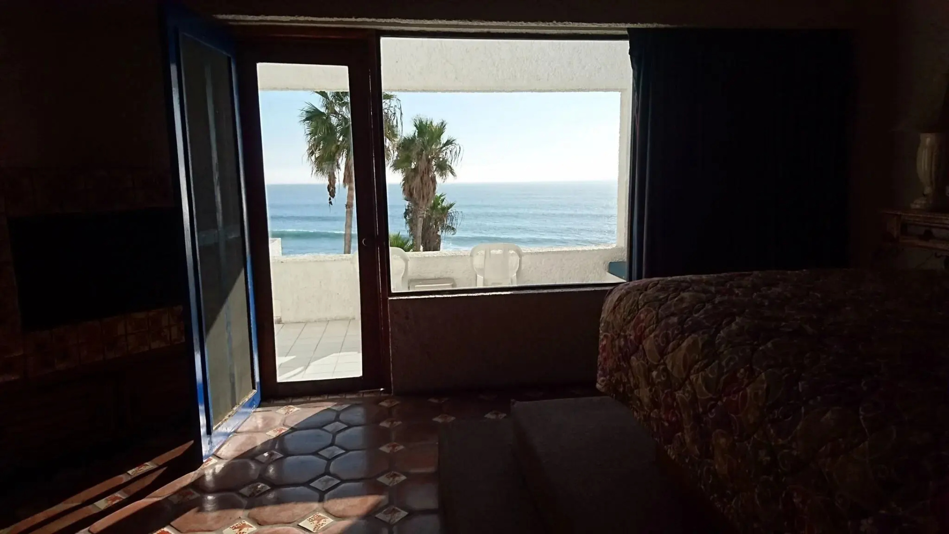 Las Rocas Resort And Spa