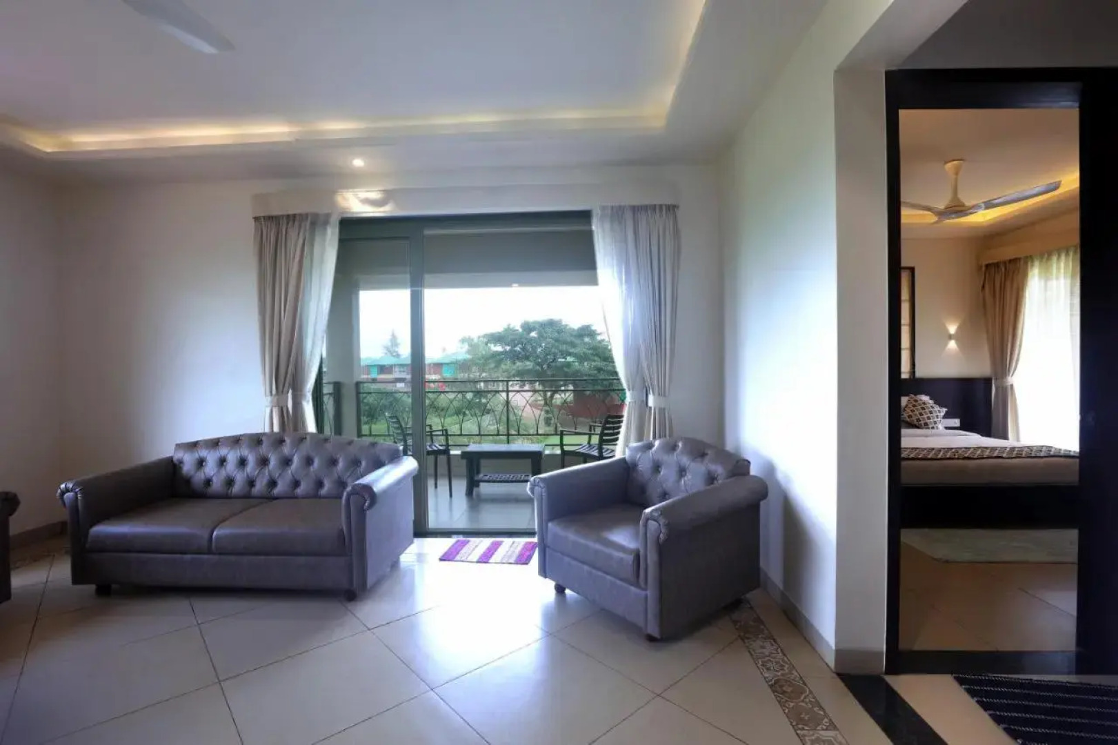 D Clouds Pure Veg, Gaganbawada