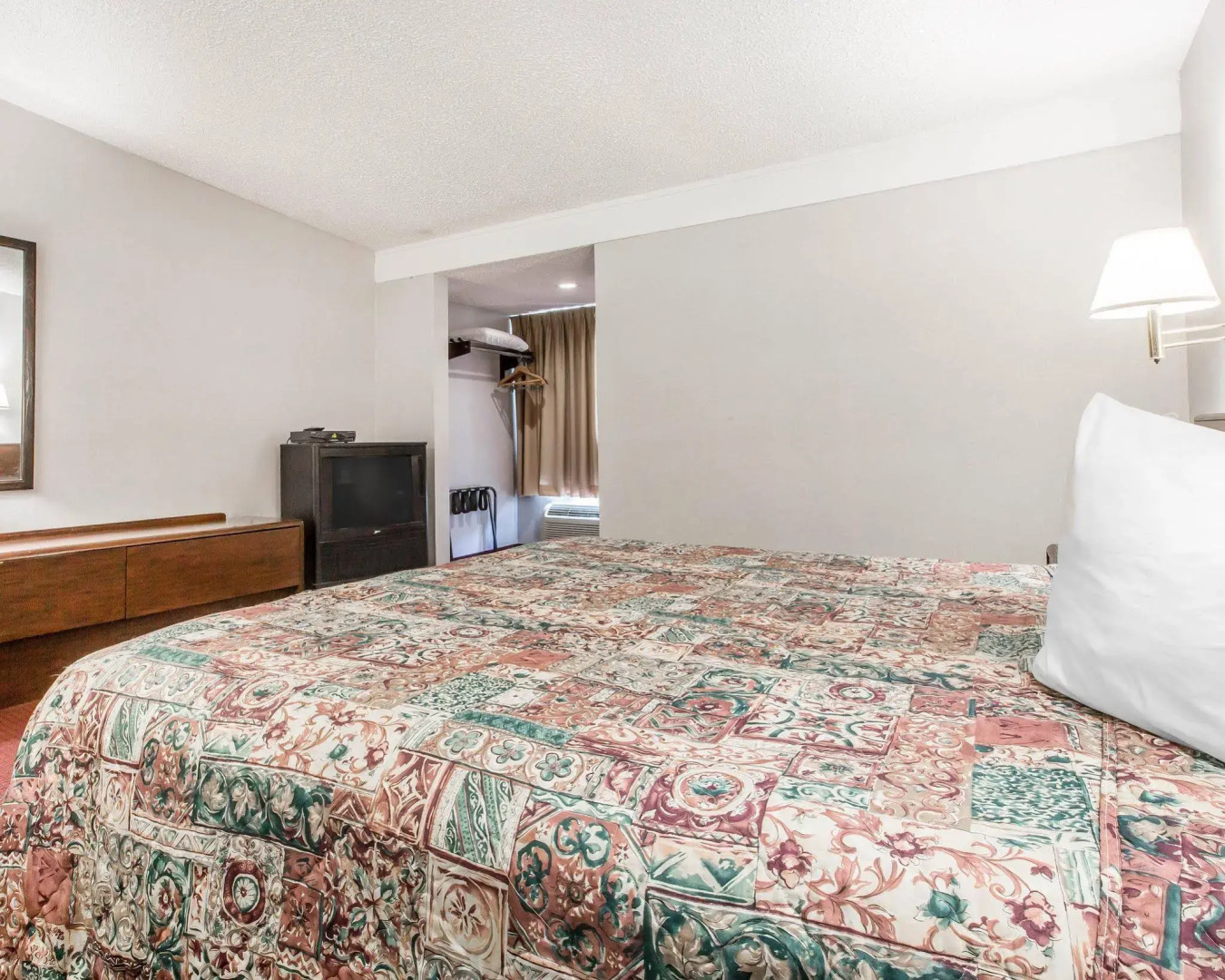 Rodeway Inn & Suites New Paltz - Hudson Valley
