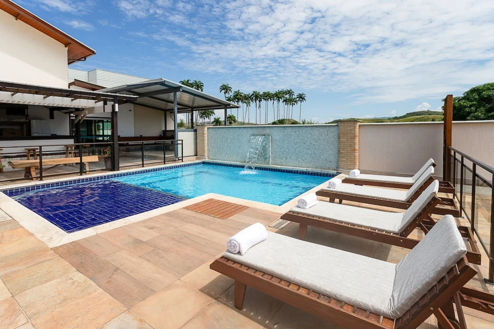 Bliss Hotel Vale do Café