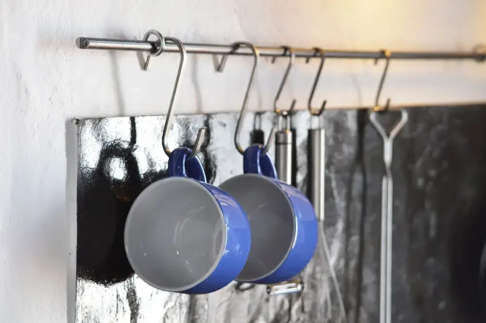 Stylish Getaway With Secluded Patio in Lava Finca