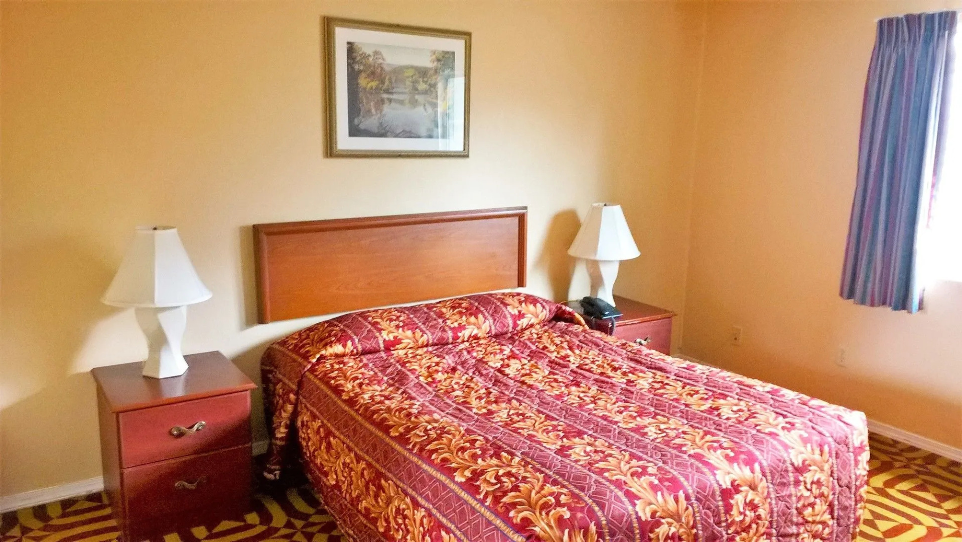 Portland Value Inn & Suites