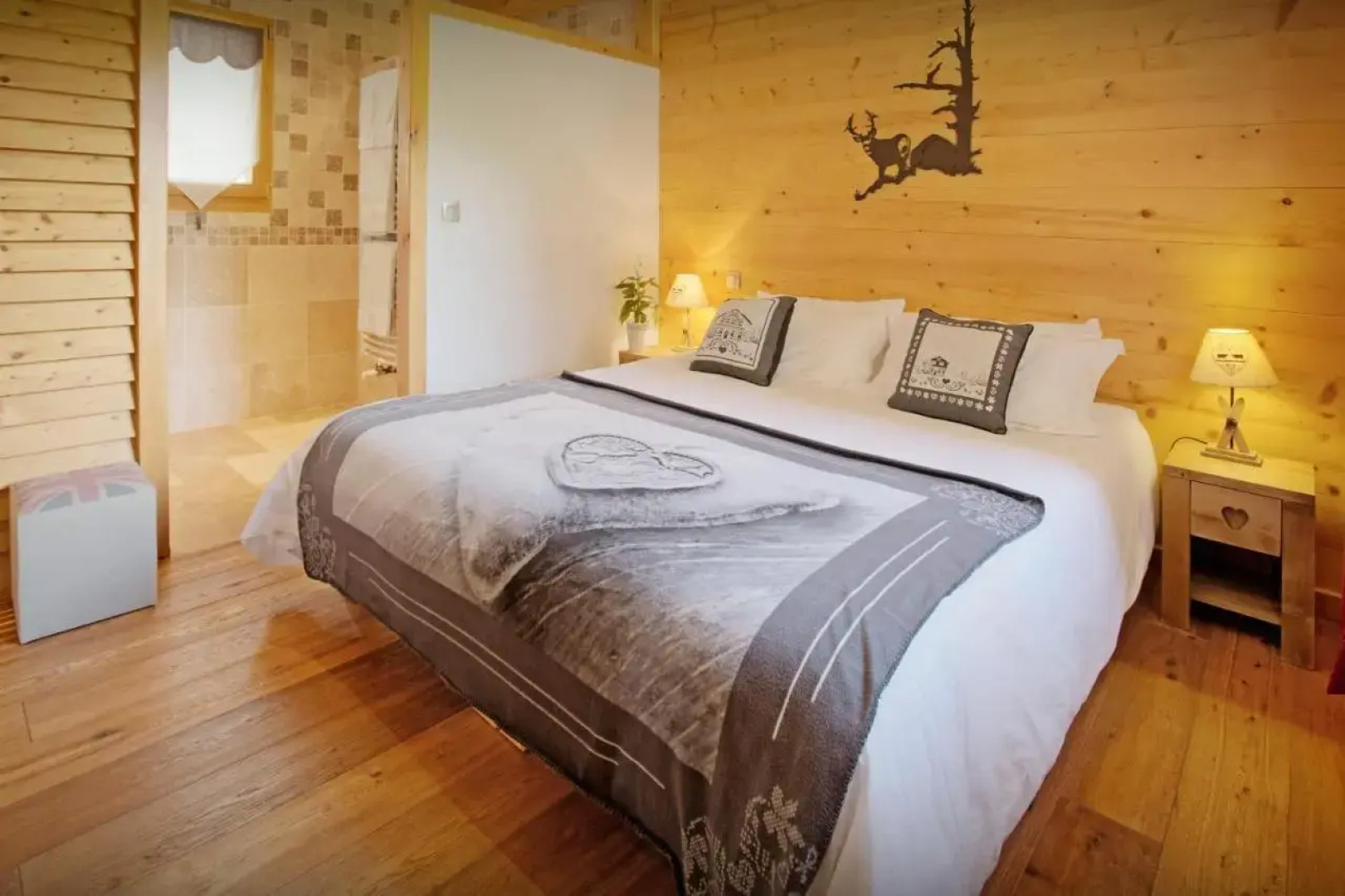 Lodge La Source OVO Network