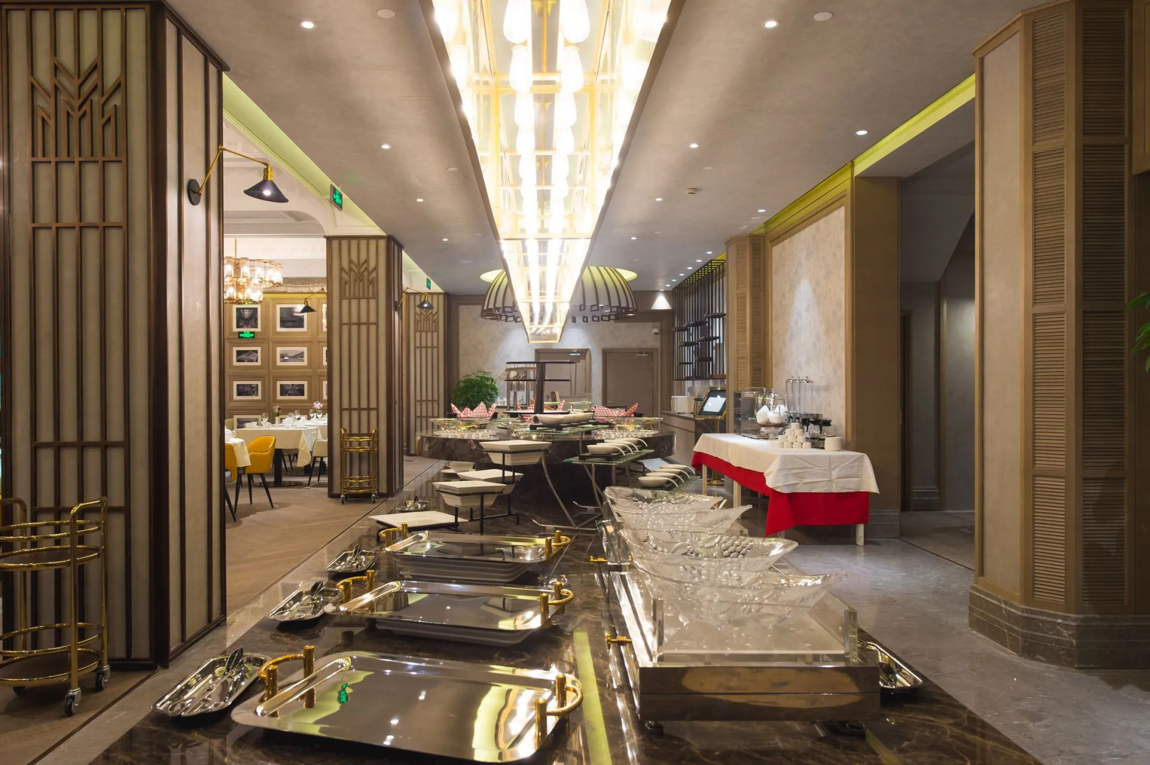 Metropolo Classiq Shanghai Nanjing Road East Hotel