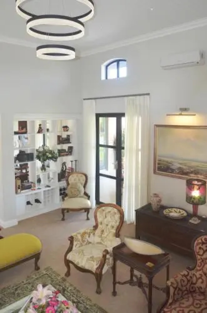 Vineyard Views Country House