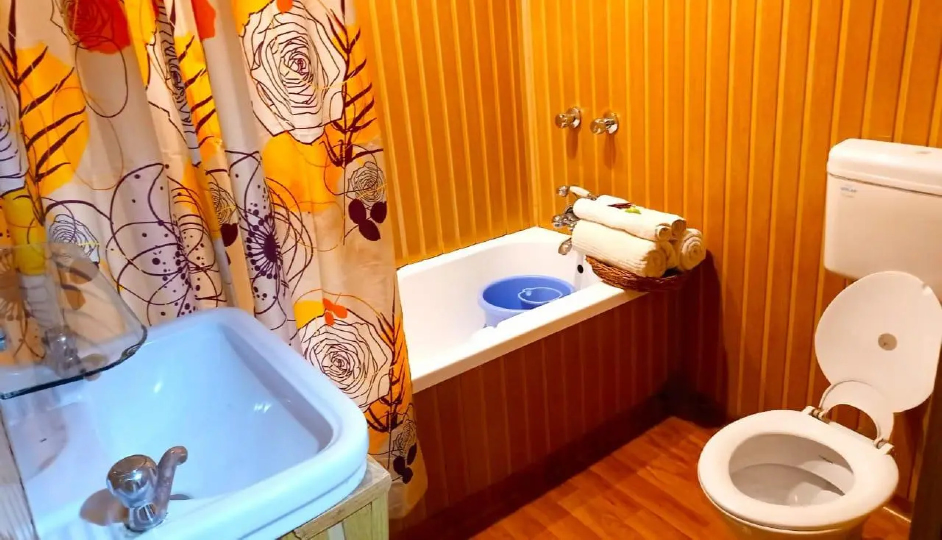 Persian Group of Houseboats