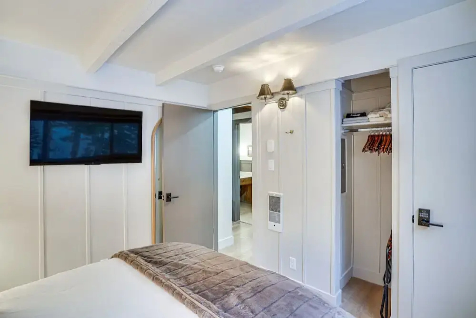 Mountain-view Condo in Brian Head w/ Private Sauna