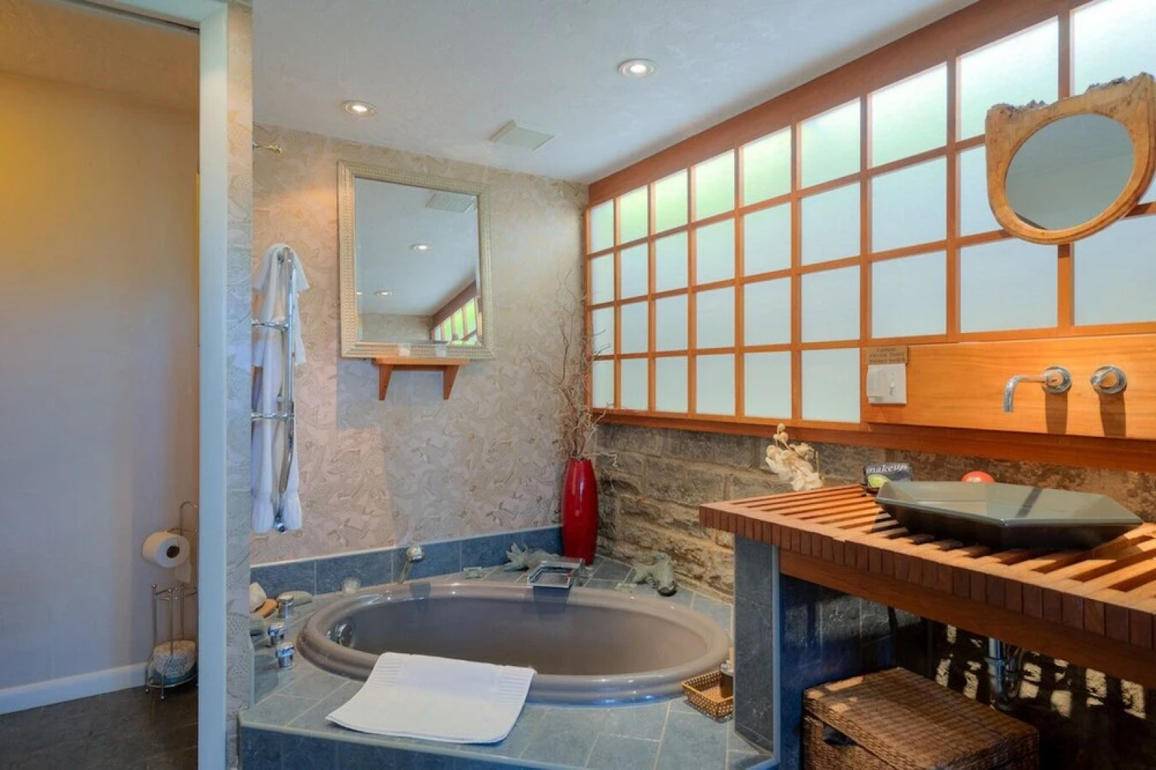 Nesselrod on the New