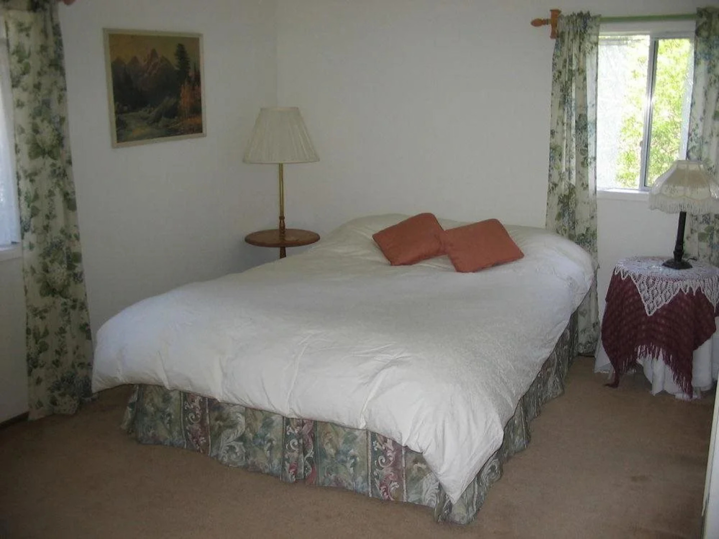 McKenzie River Inn B&B and Cabins