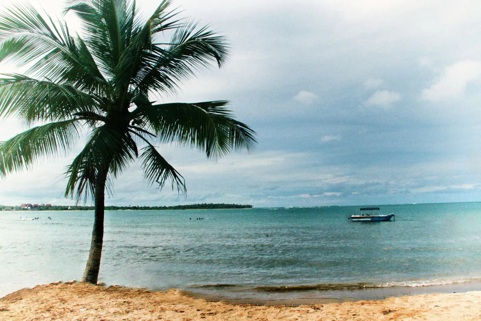 Earl's Red Passikudah