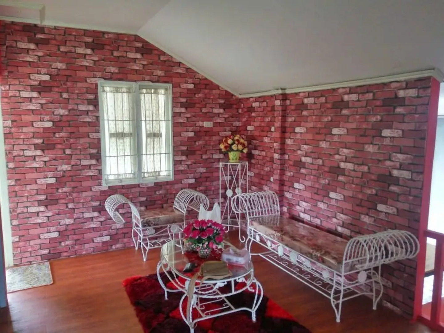 Pondok Oma Surf Simeulue