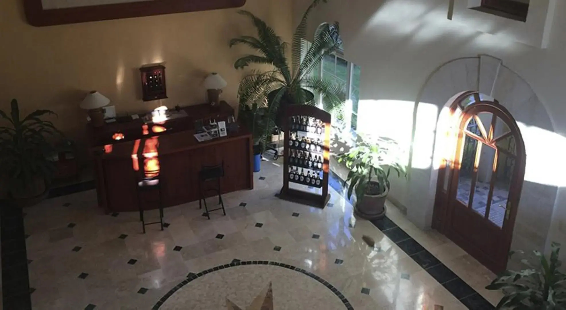La Esmeralda en el Encanto Hotel Petit