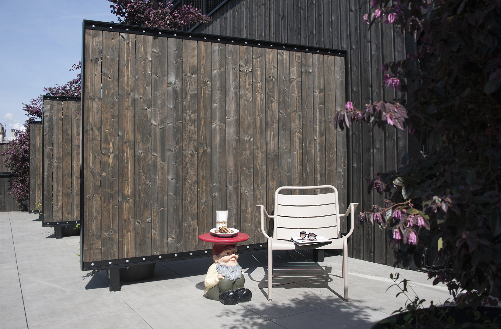 Mob Hotel Paris les Puces