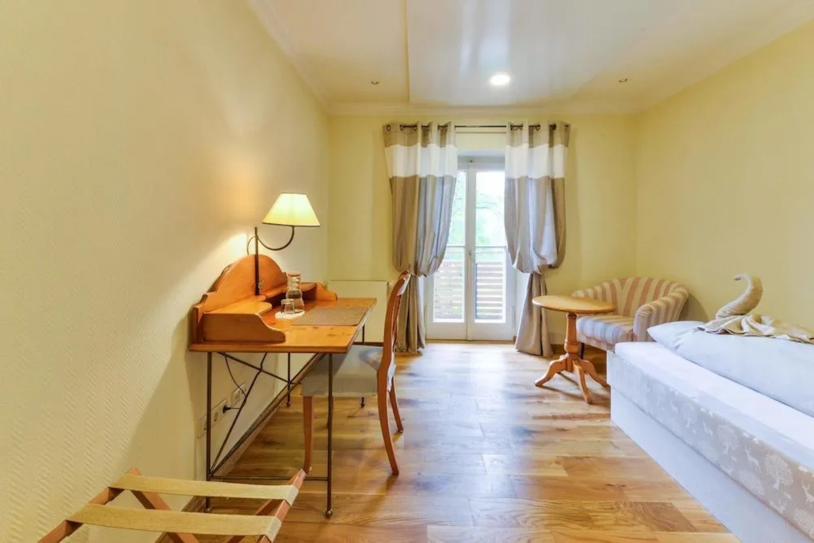 SEINZ - vegetarisches/ veganes BioHotel