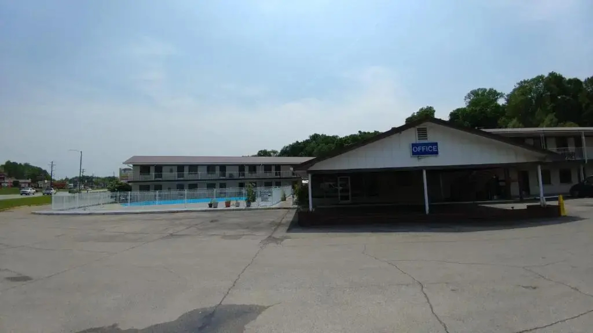 Knights Inn Tell City