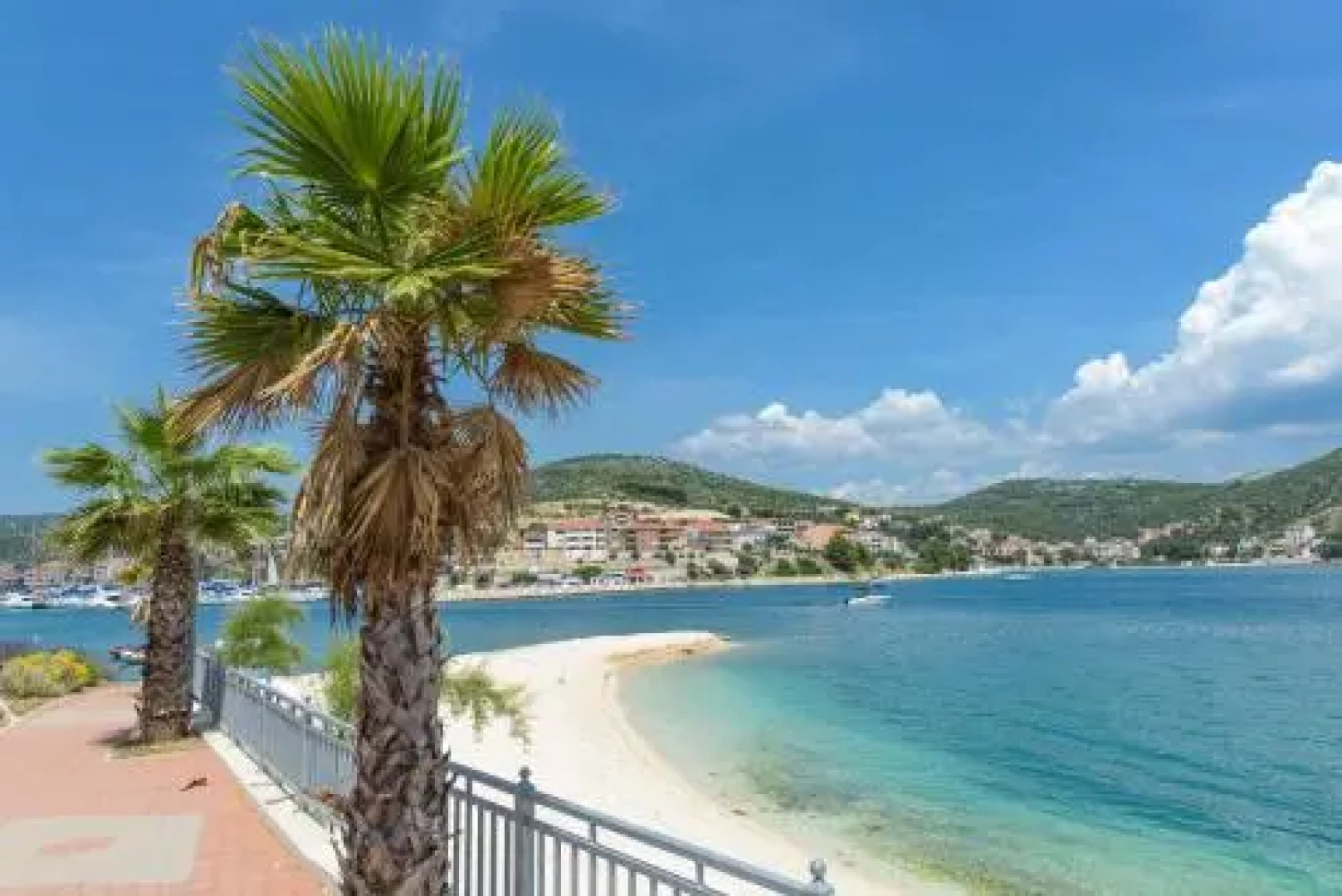 Beach Apartment Marina