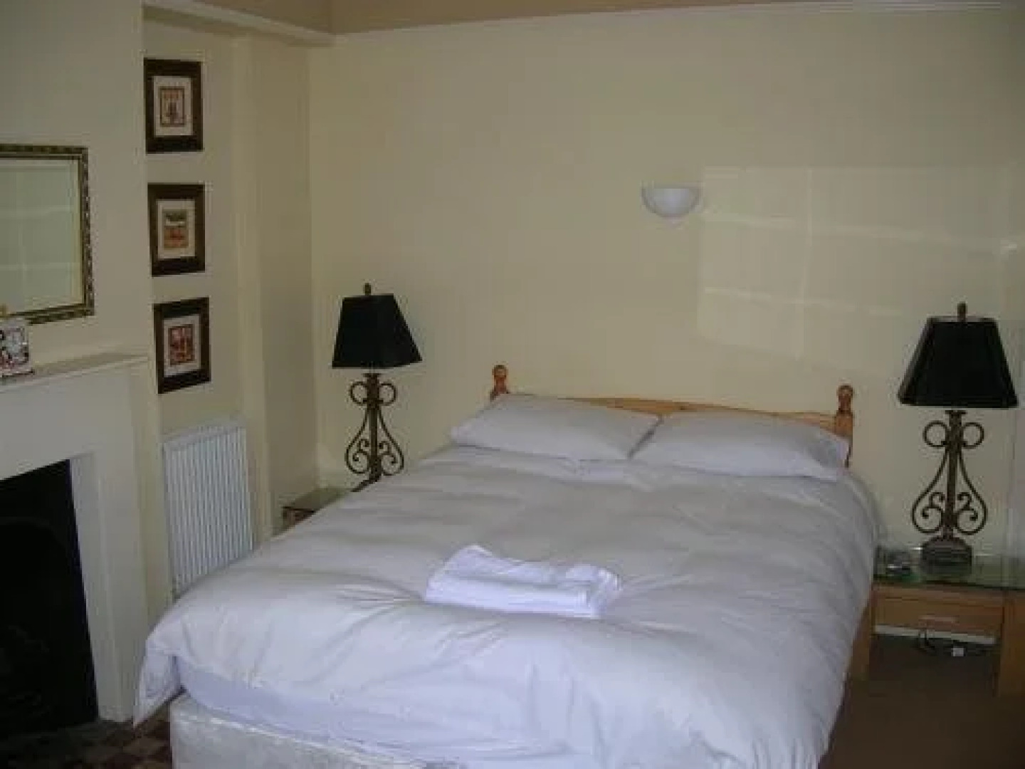 Alfred's Lodge - B&B