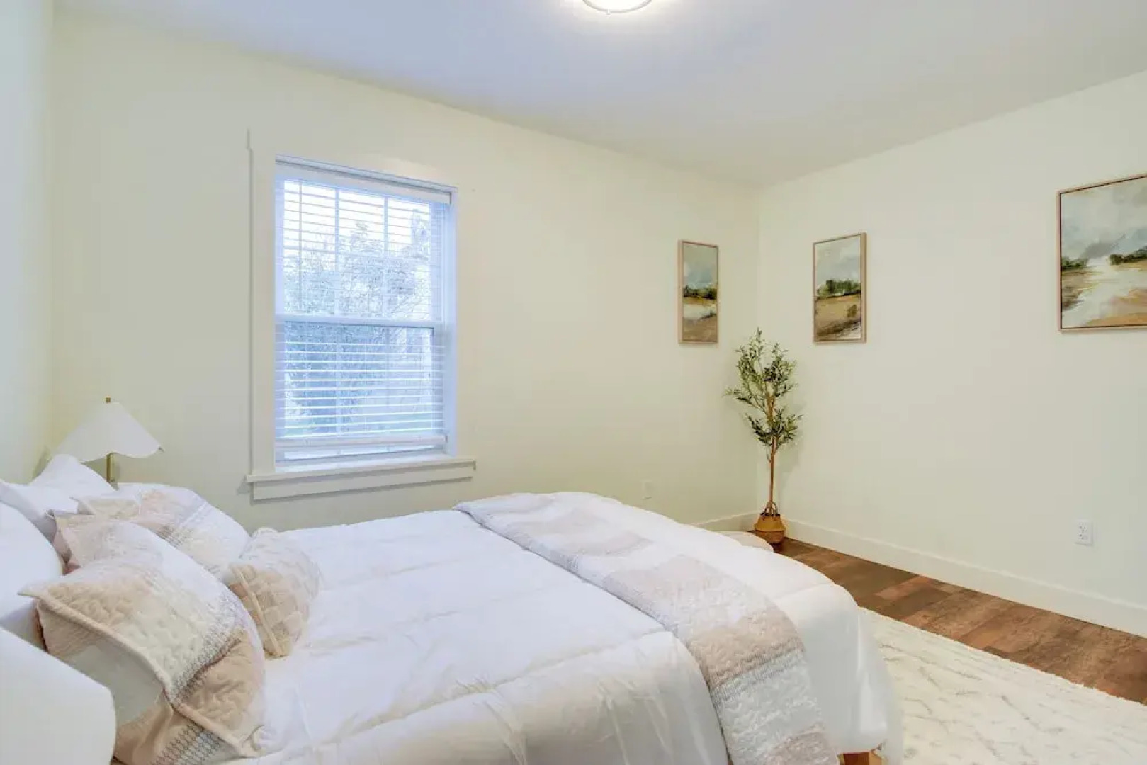 Dtwn Lititz Apt< Half-mi to Park!