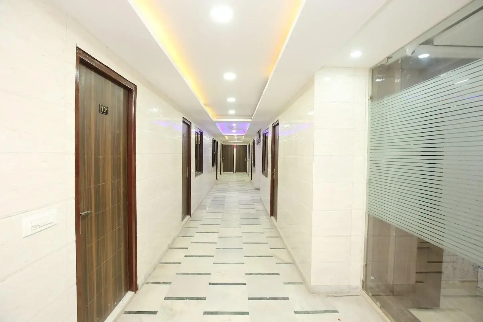 OYO 12258 Royal Residency