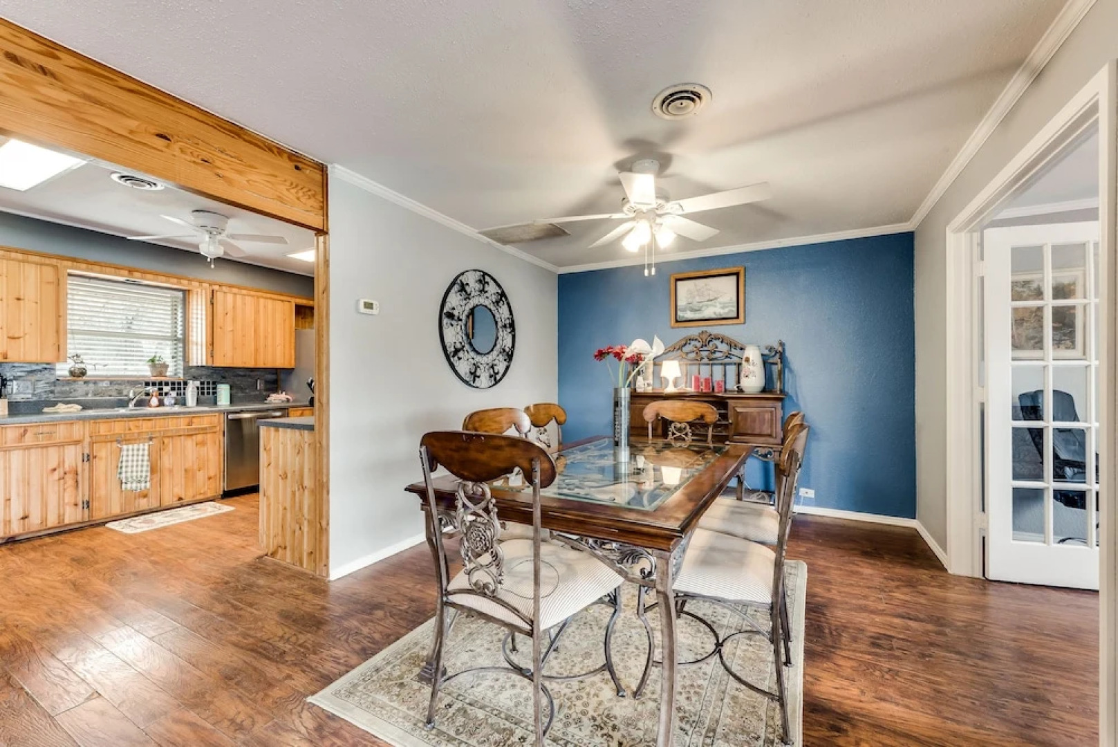 Beautiful Kayewood Waterfront Retreat