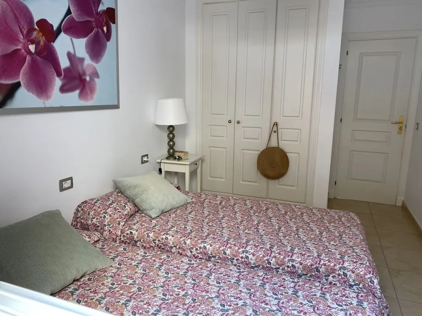 Stunning Apartment in Porís de Abona With Swimming Pool