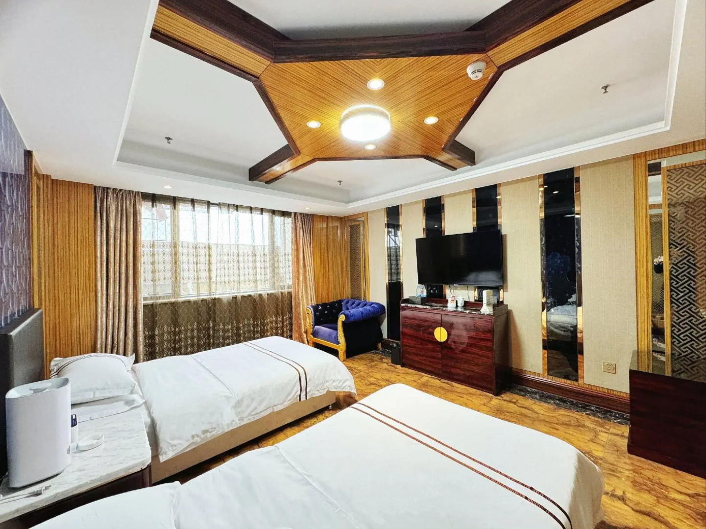 Hongdu International Hotel