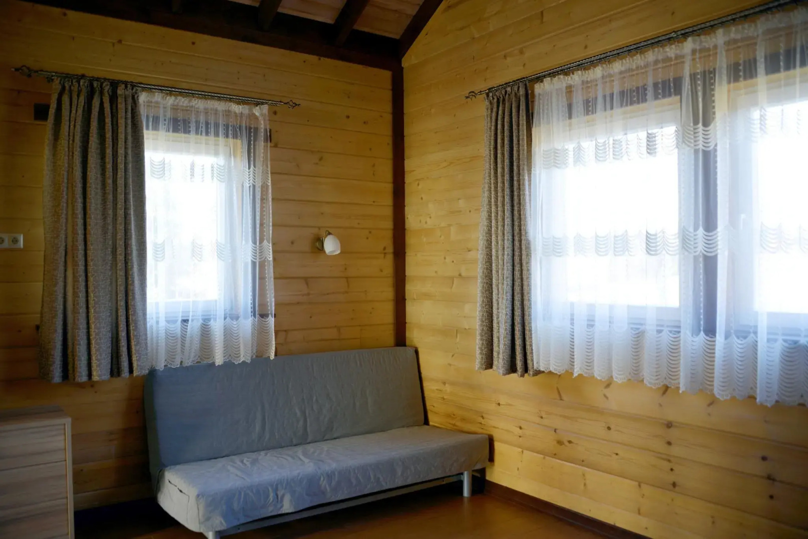 Коттедж Б6 на базе отдыха Новинки Парк