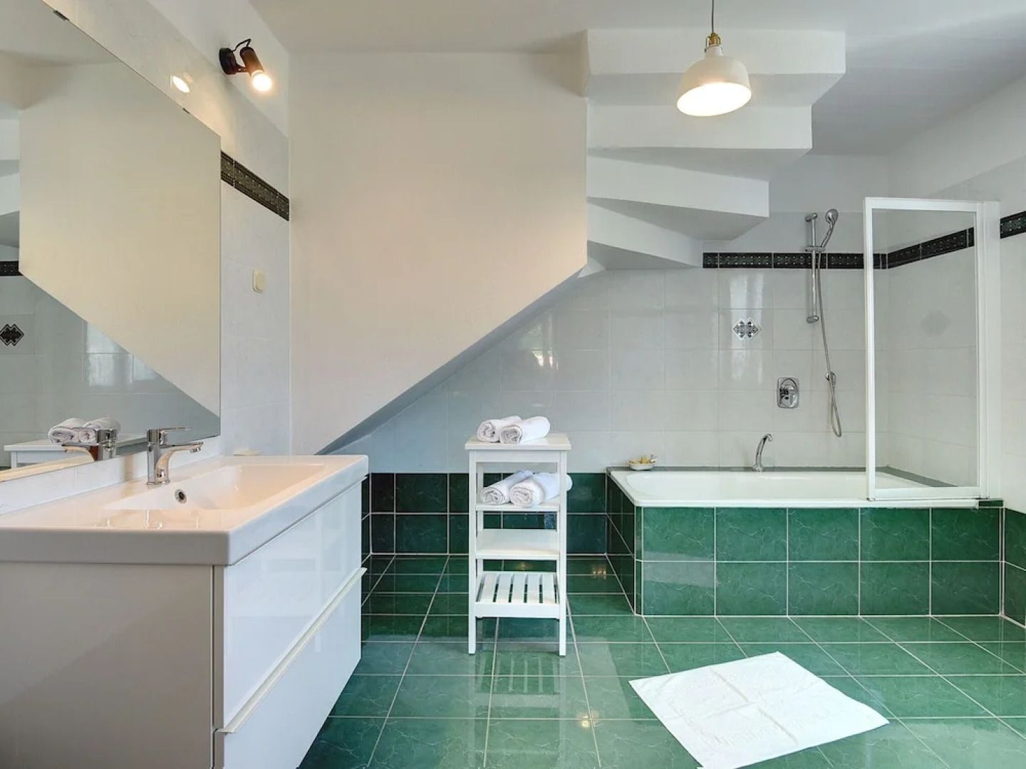 Villa in Medulin With Garden, Private Pool and Sauna Near the Center