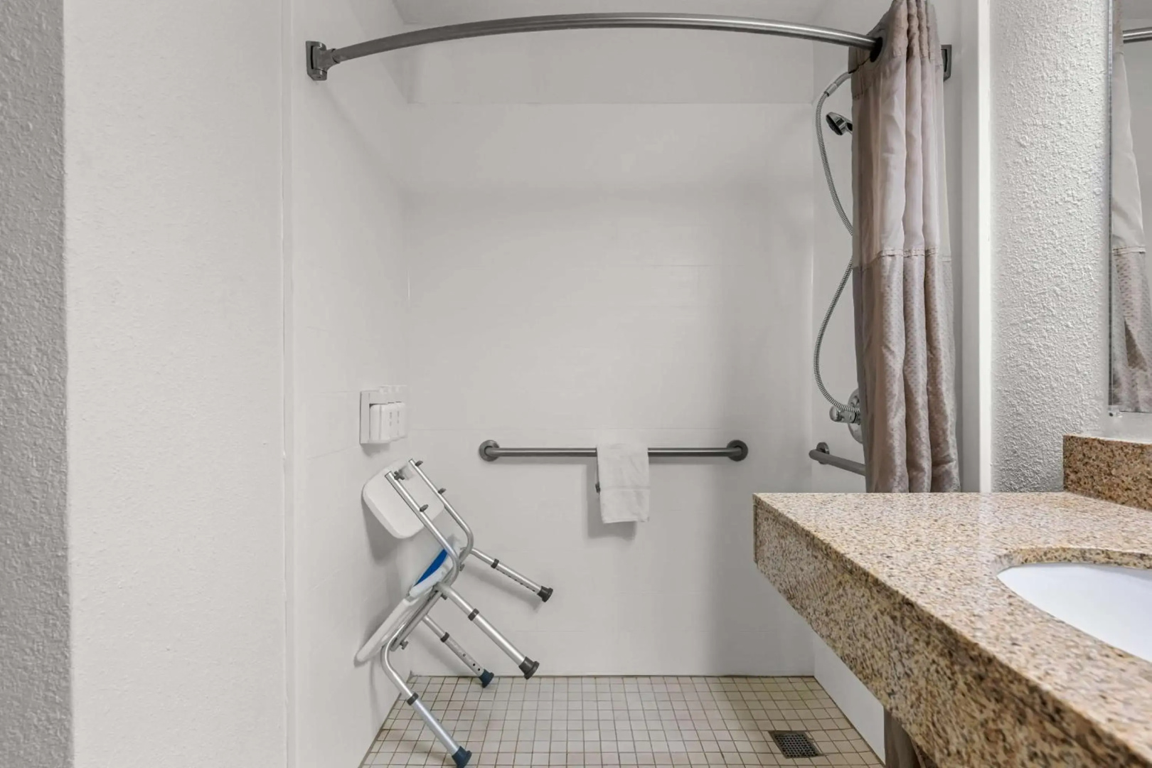 Americas Best Value Inn Hamilton