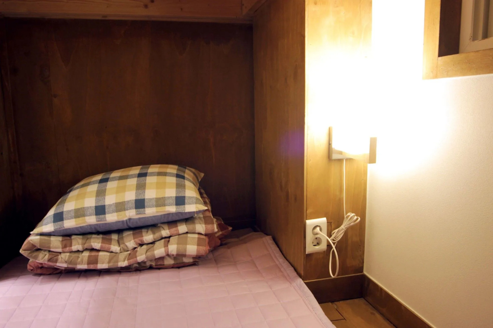 Urban Art Stay - Hostel