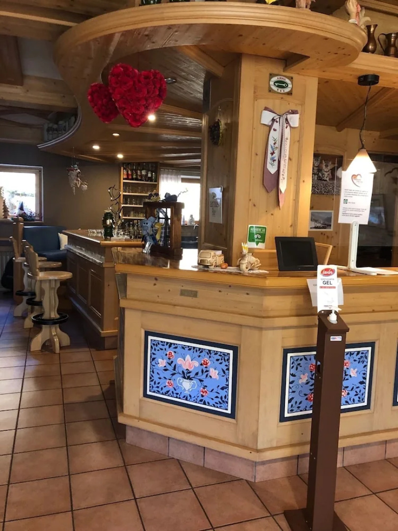 Alpine Touring Hotel