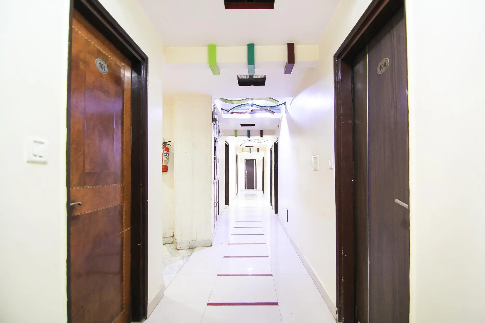 OYO 2569 Hotel Paradise