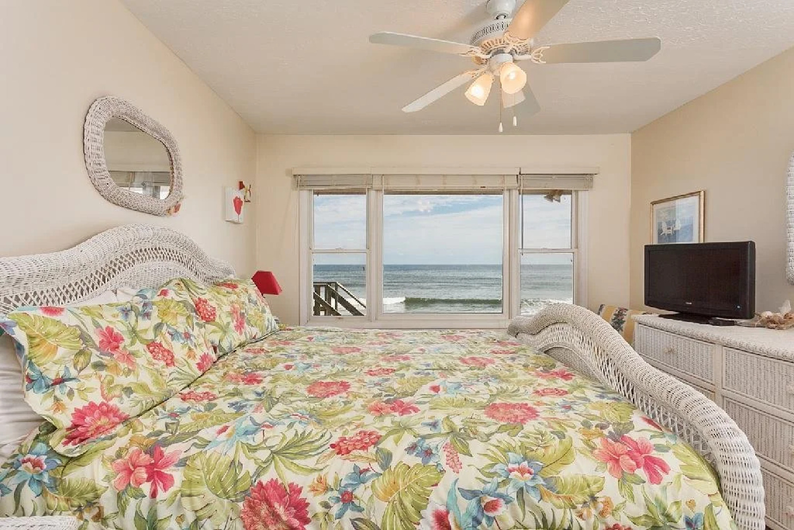 White Heron by RedAwning