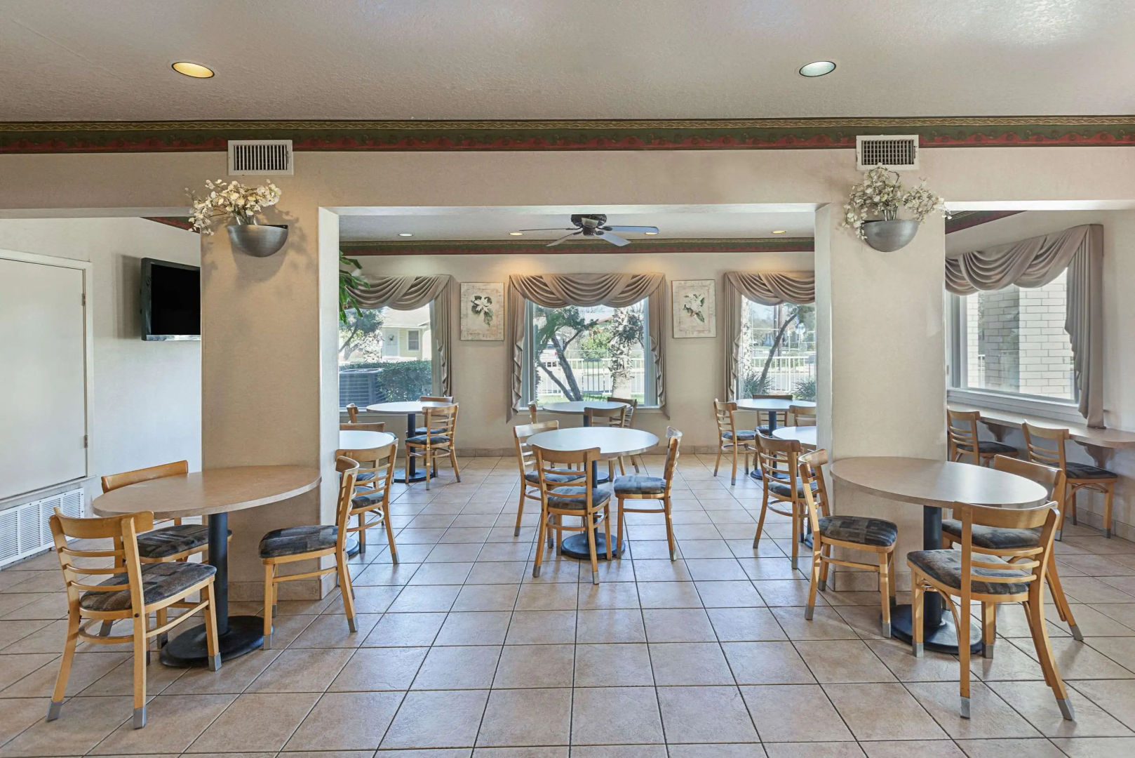 Econo Lodge San Antonio South