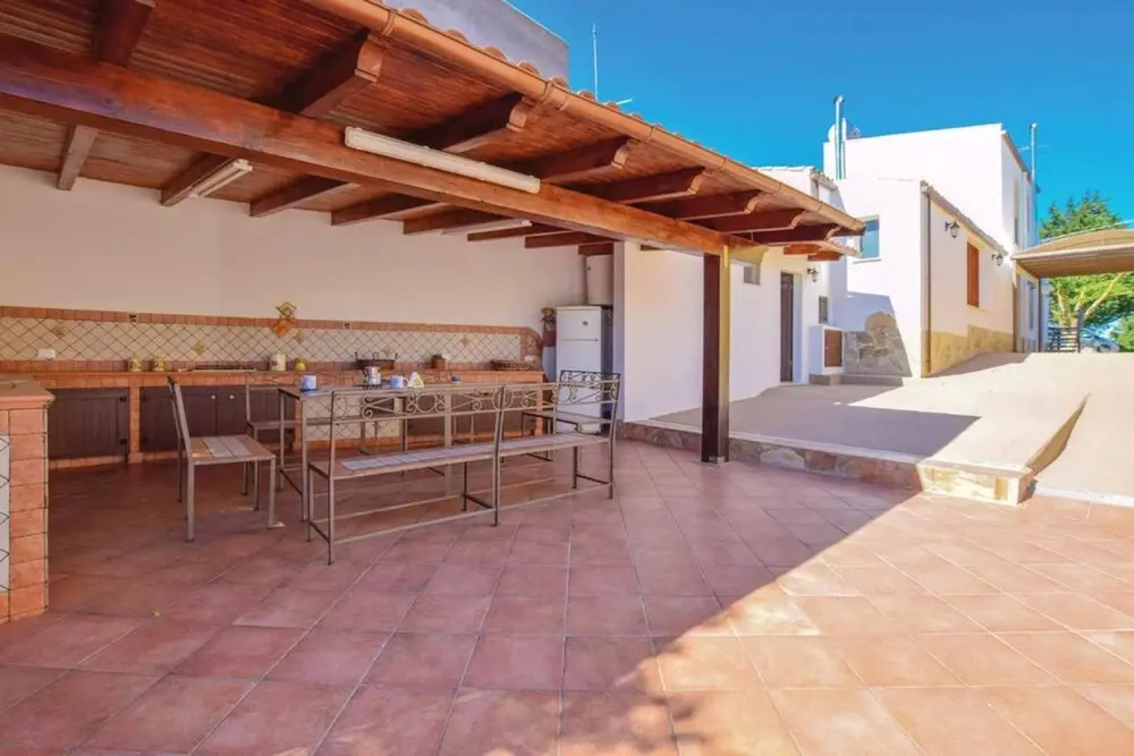 Villa With 3 Bedrooms in Partanna, With Shared Pool, Enclosed Garden and Wifi Near the Beach