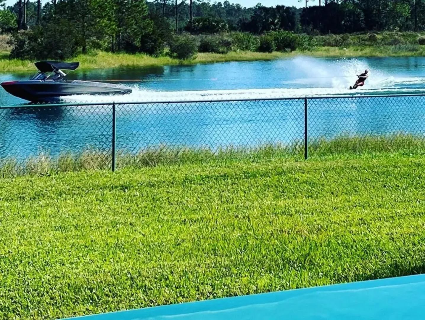 Swiss 58 - Lake Denise