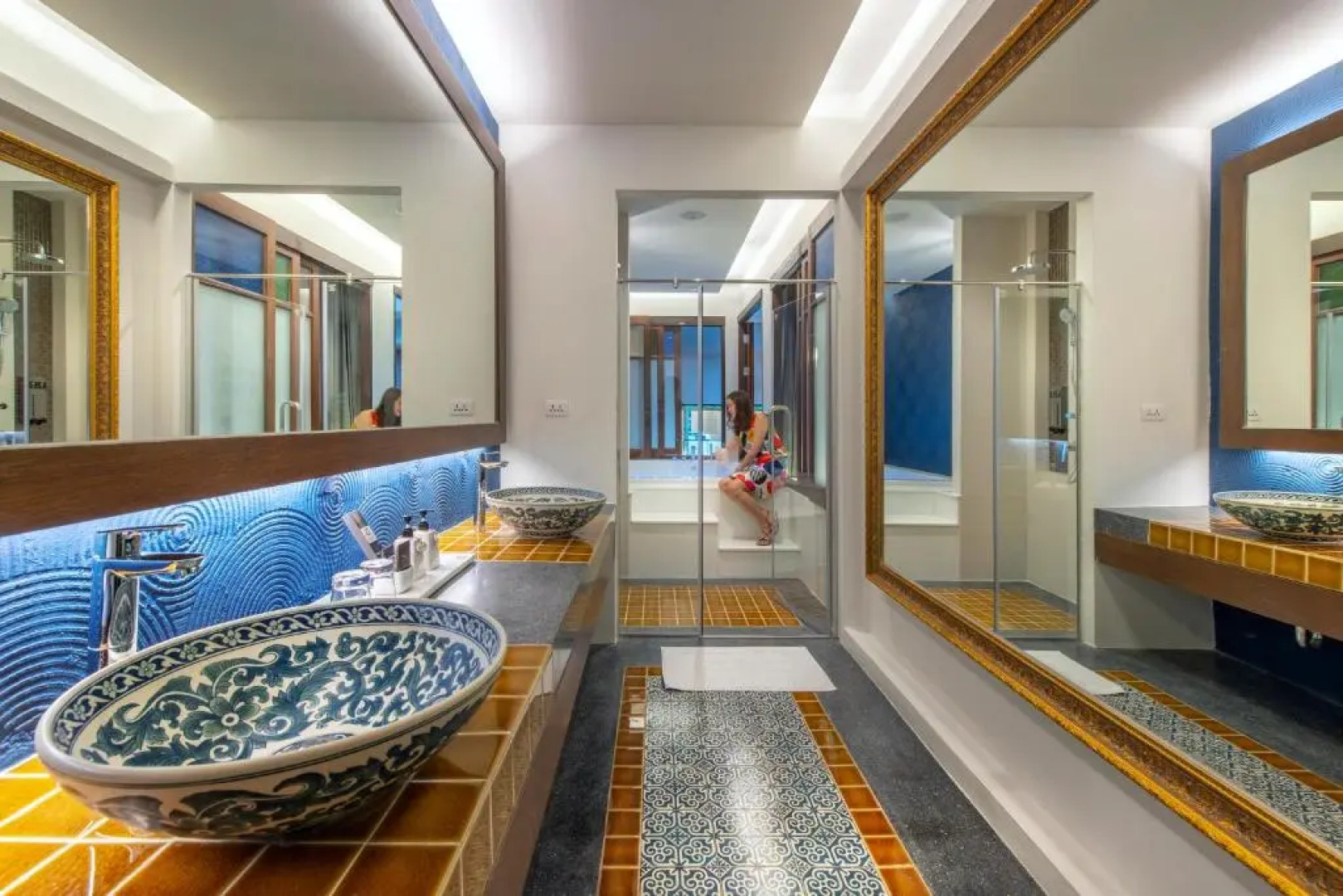 Monkham Village Hatyai