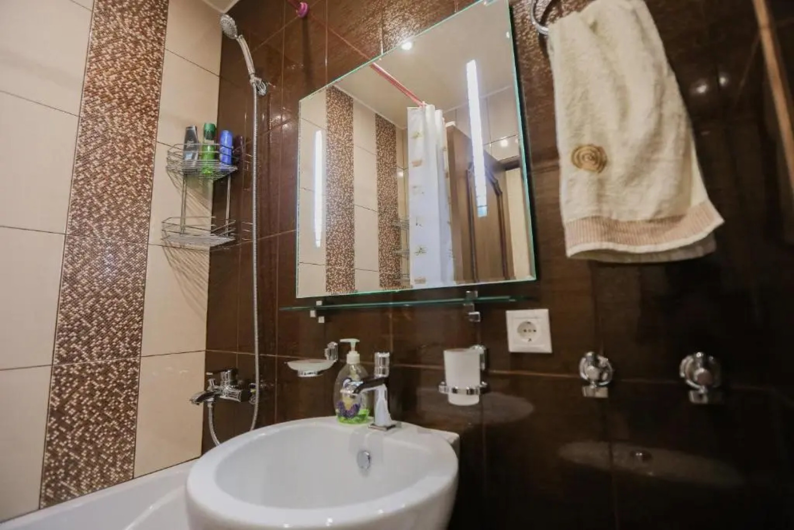 Apartment on Abazgaa 37/2