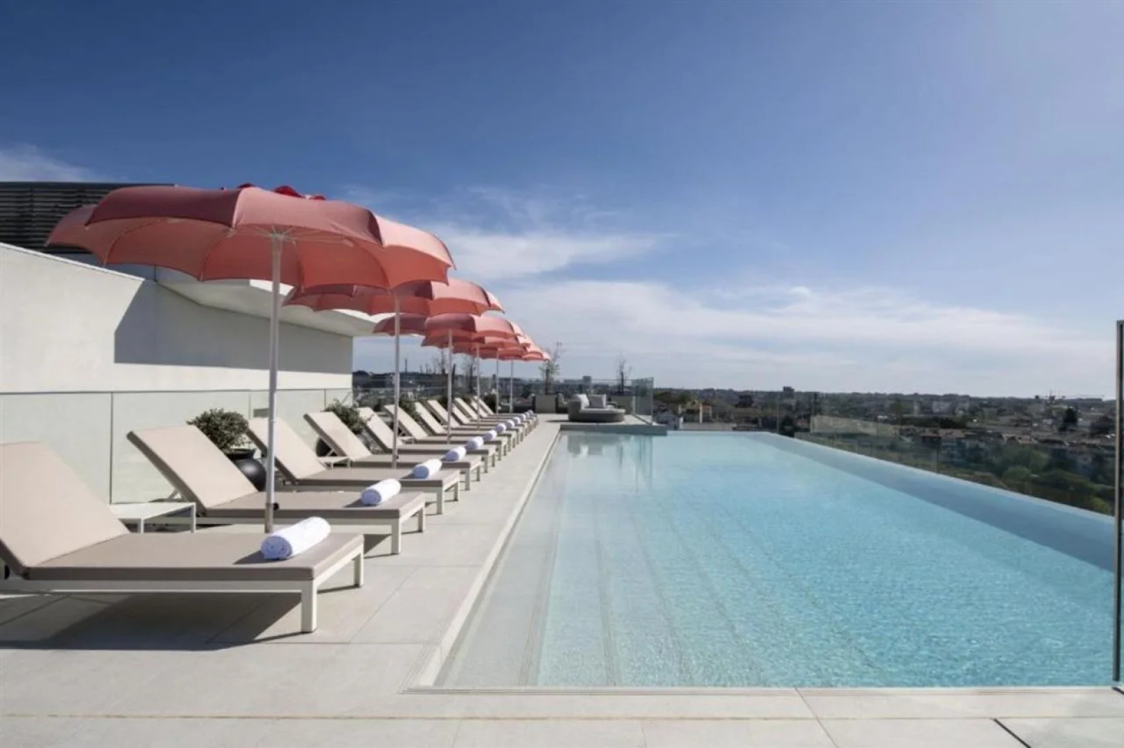 Renaissance Porto Lapa Hotel