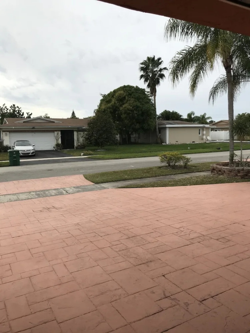 Cozy Guest House Florida Sunrise