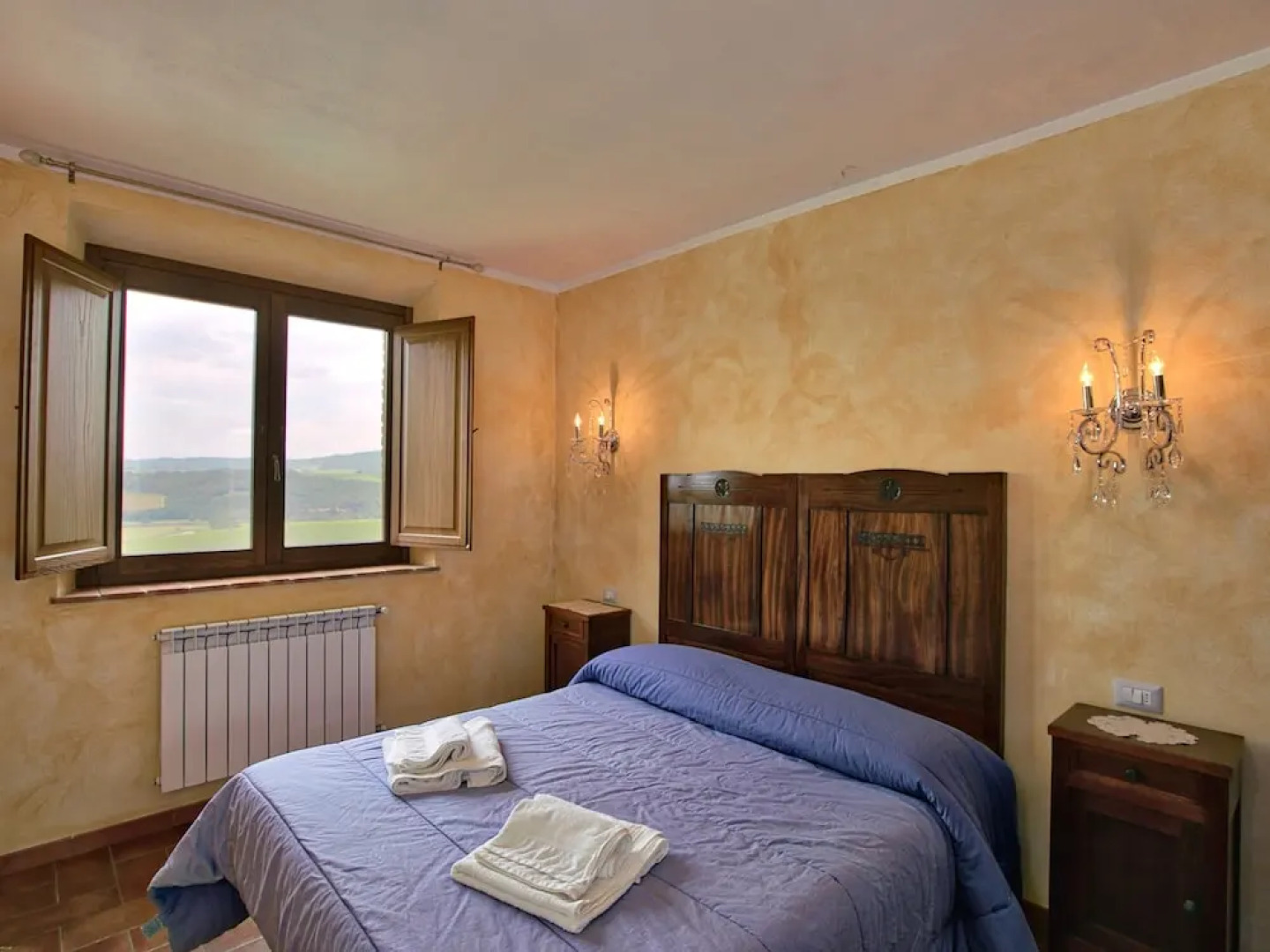 Charming Tuscan Farmhouse