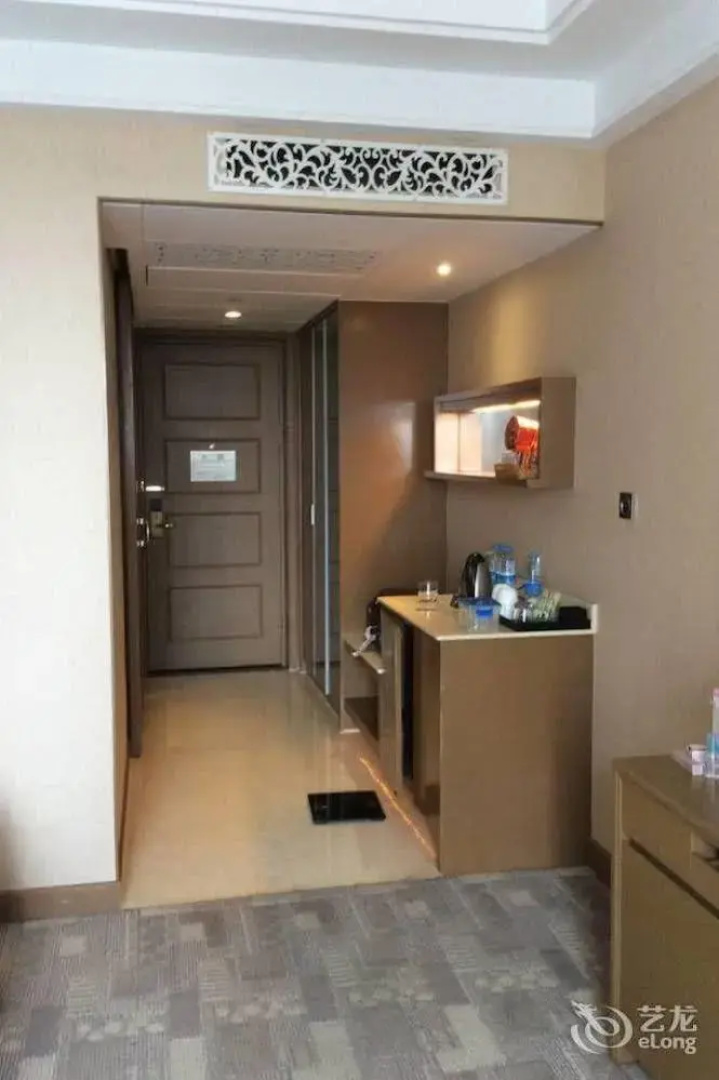 Pinghu Sun Lake Hotel