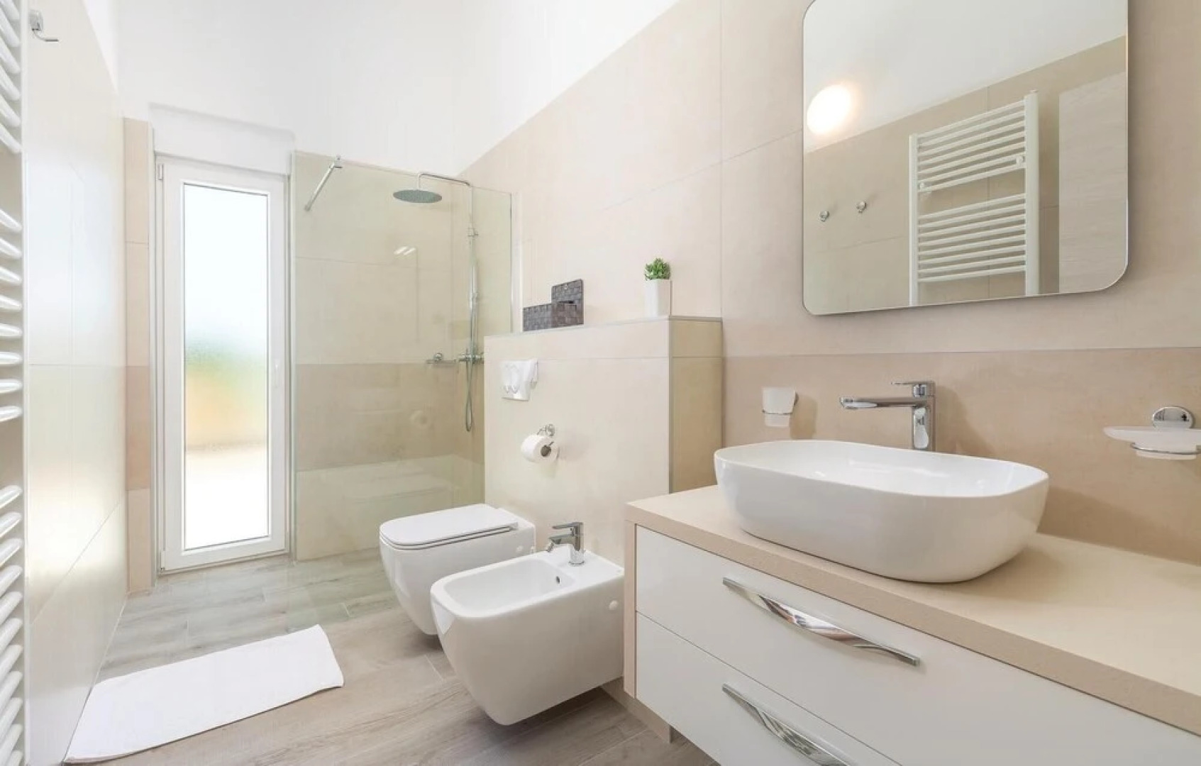 Stunning Home in Kujici With Sauna, Wifi and 5 Bedrooms