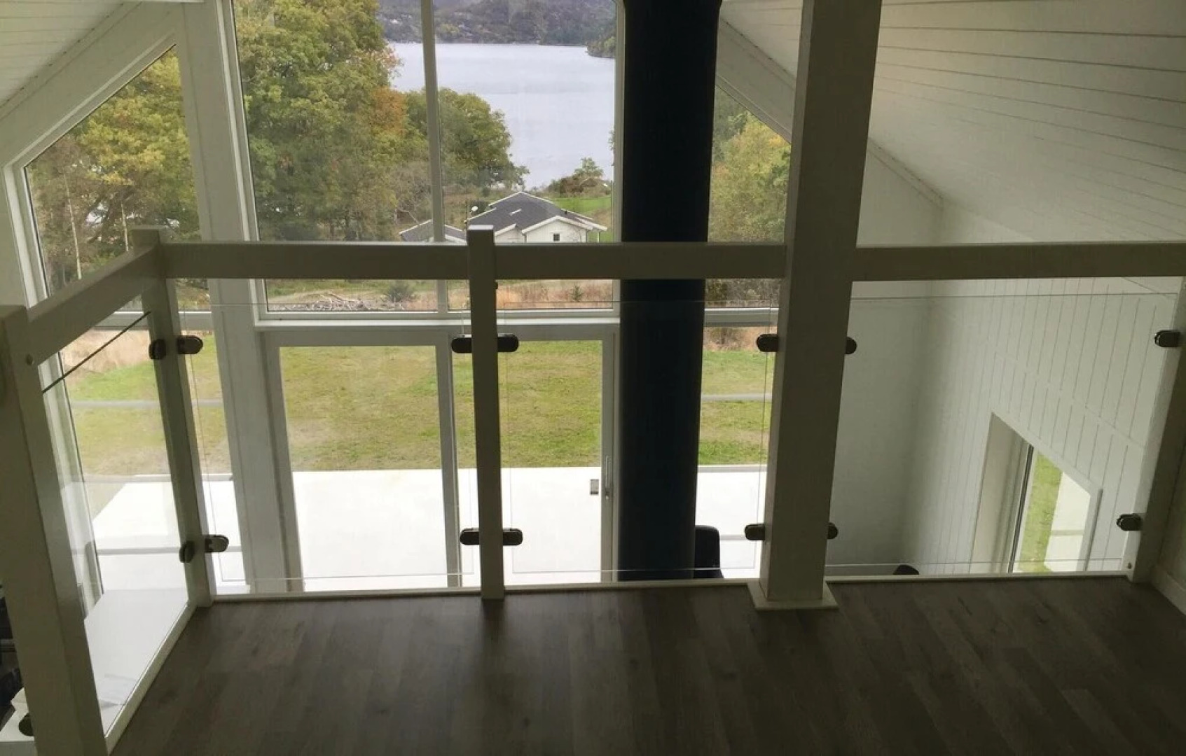 Nice Home in Lyngdal With 4 Bedrooms