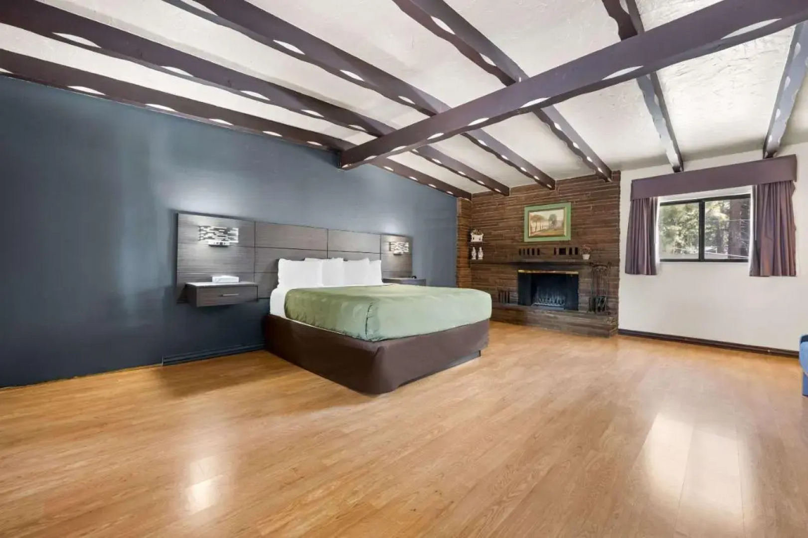 Econo Lodge Inn & Suites South Lake Tahoe