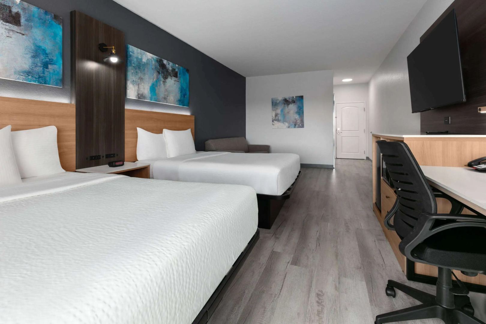La Quinta Inn & Suites by Wyndham Ft. Worth - Burleson
