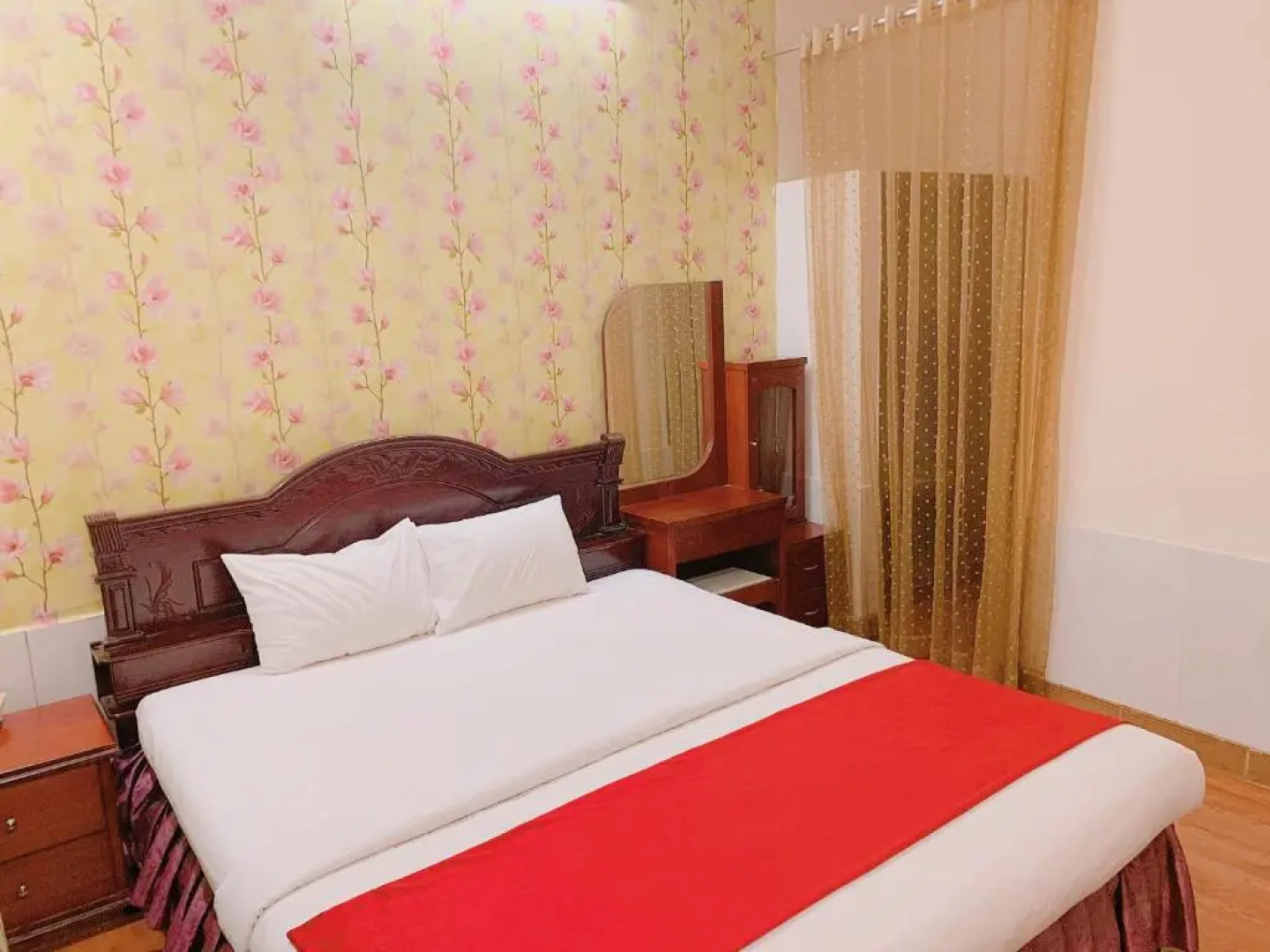 Khách Sạn Ngọc Hưng