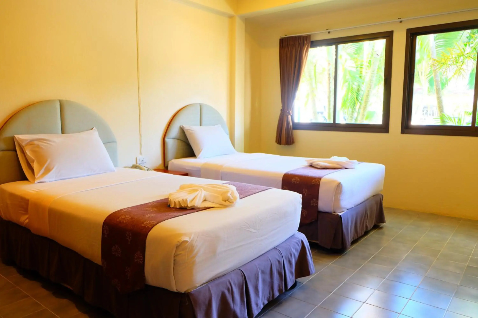 New Travel Beach Resort